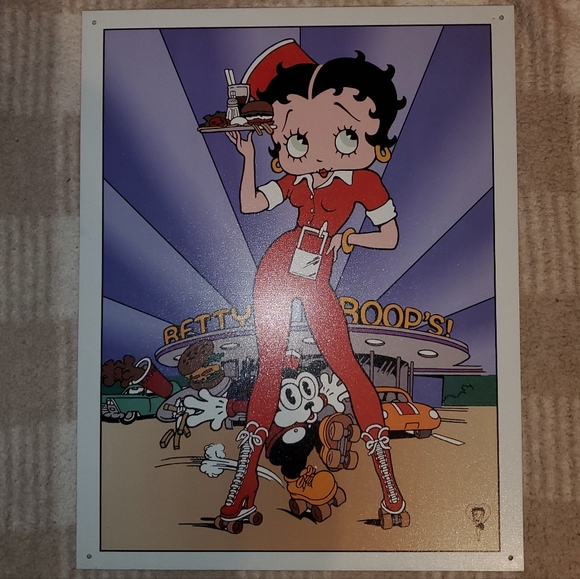 Desperate Enterprises Betty Boop Diner Retro Style Metal Wall Sign - Picture 3 of 17